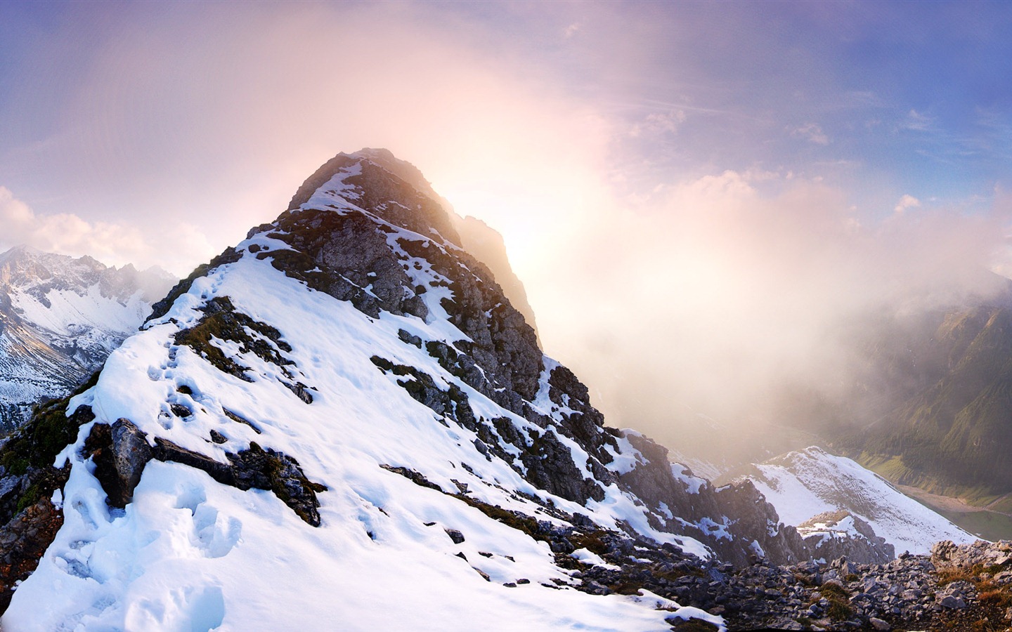 Windows 8 offiziellen Panorama Tapete, Wellen, Wälder, majestätische Berge #1 - 1440x900