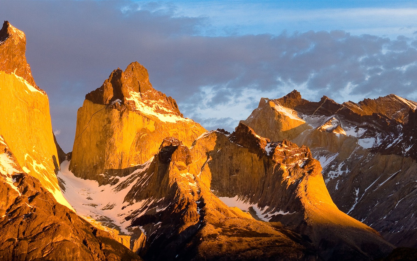 Windows 8 offiziellen Panorama Tapete, Wellen, Wälder, majestätische Berge #15 - 1440x900