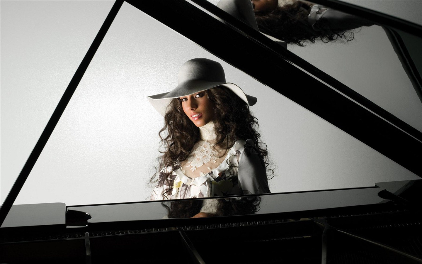 Alicia Keys красивые обои #4 - 1440x900