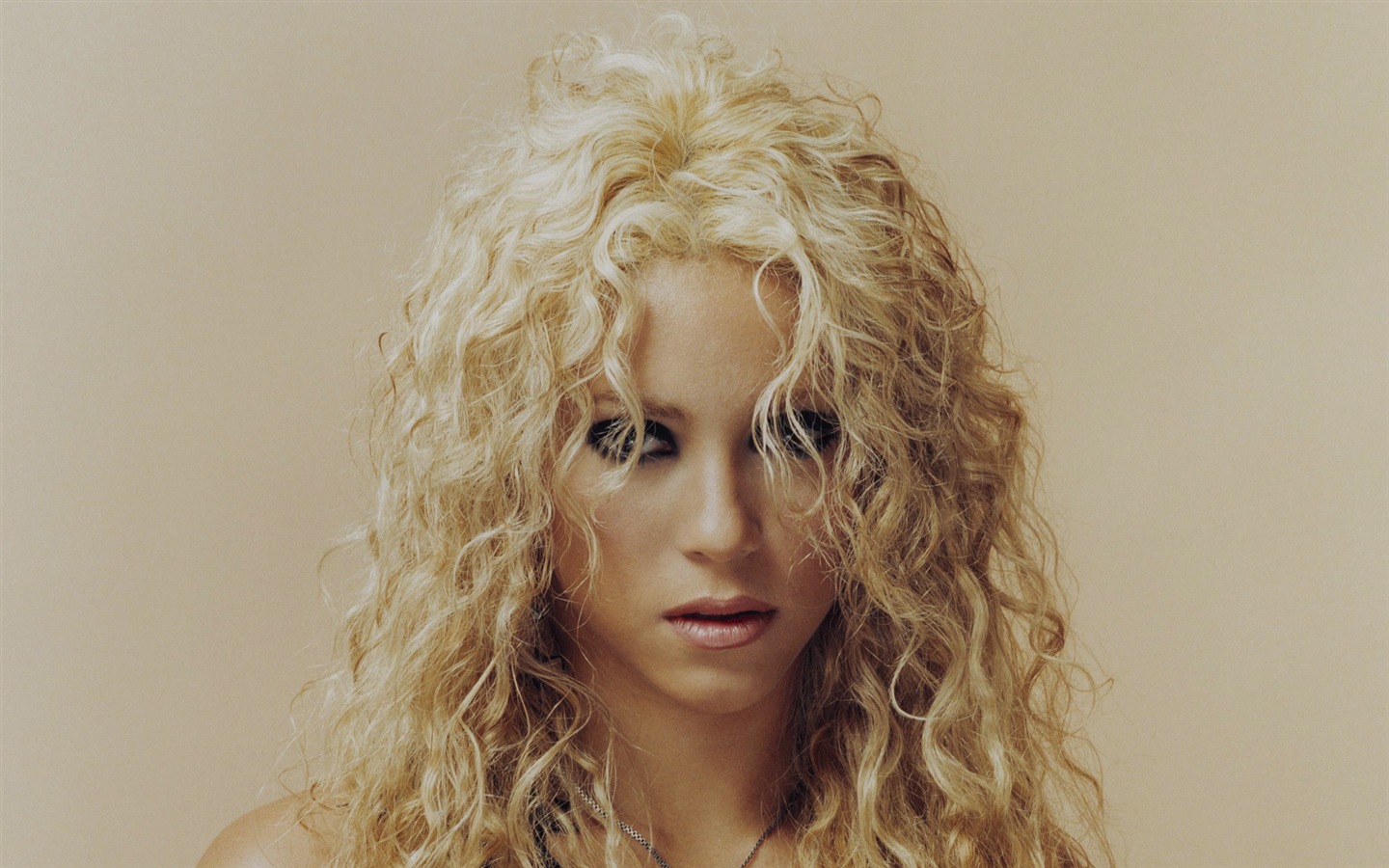 Shakira 夏奇拉 高清壁纸13 - 1440x900