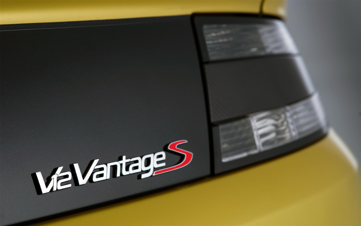 2013 Aston Martin V12 Vantage S HD tapety na plochu #17 - 1440x900