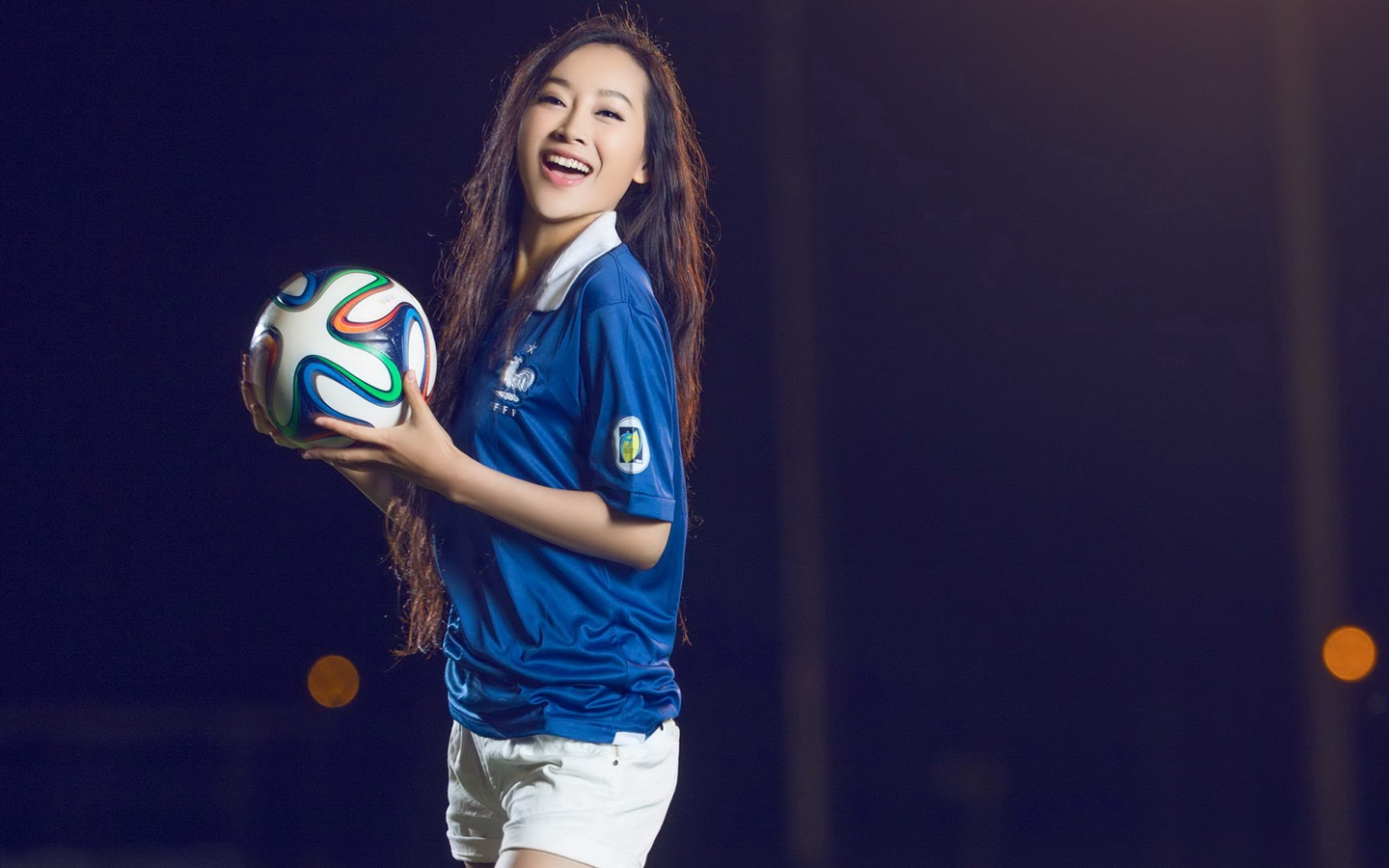 32 World Cup dresy, fotbalové dítě krásné dívky HD Tapety na plochu #20 - 1440x900