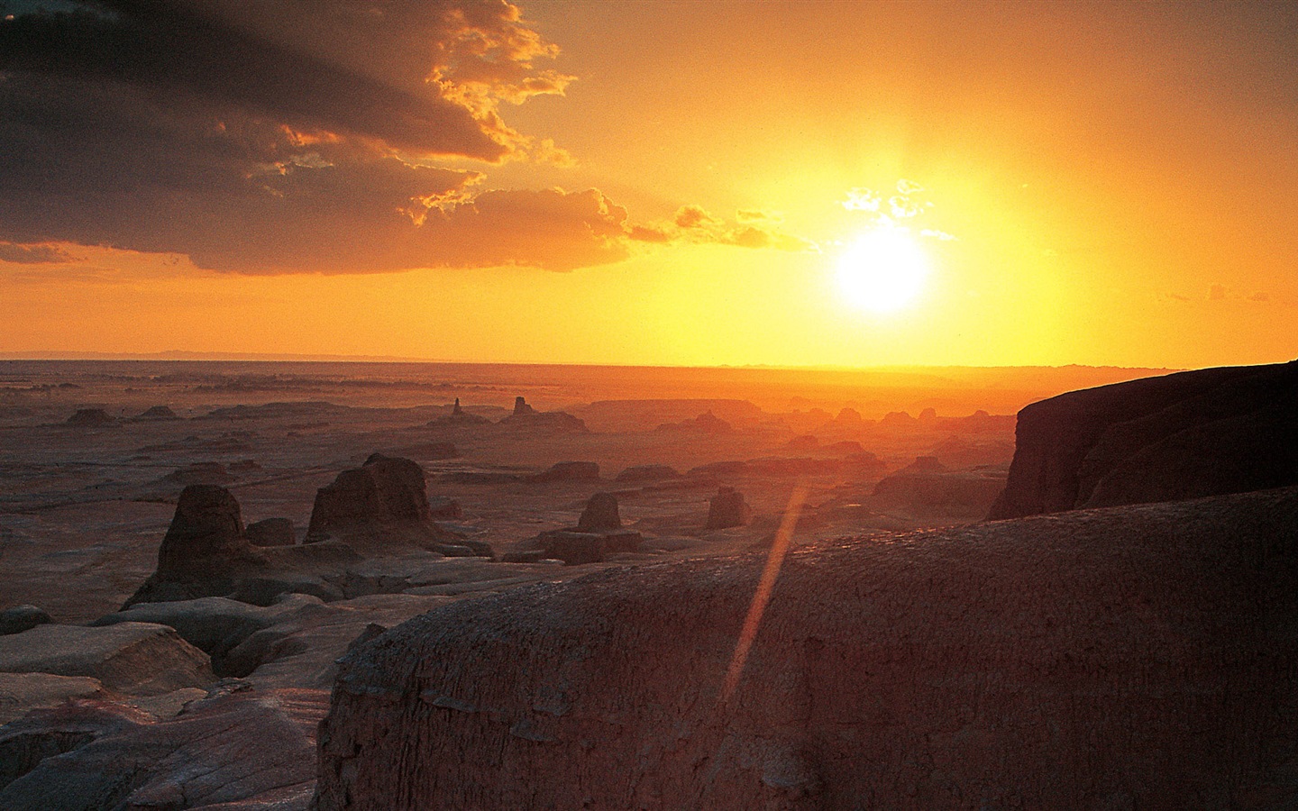 暑くて乾燥した砂漠、Windows 8のパノラマワイドスクリーンの壁紙 #12 - 1440x900
