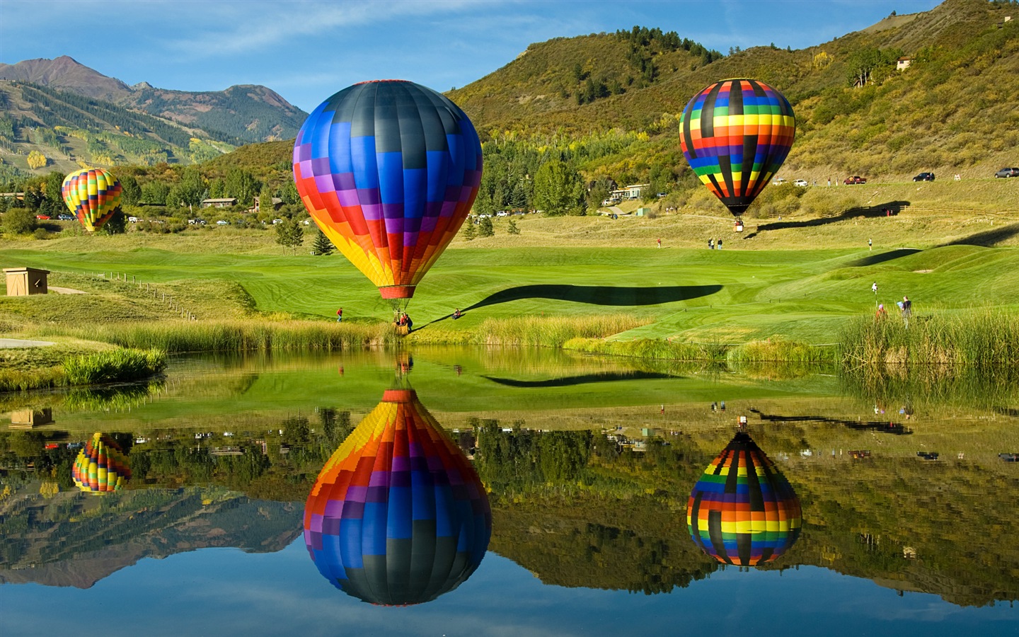 Радуга воздушный шар, Windows 8 тема HD обои #7 - 1440x900