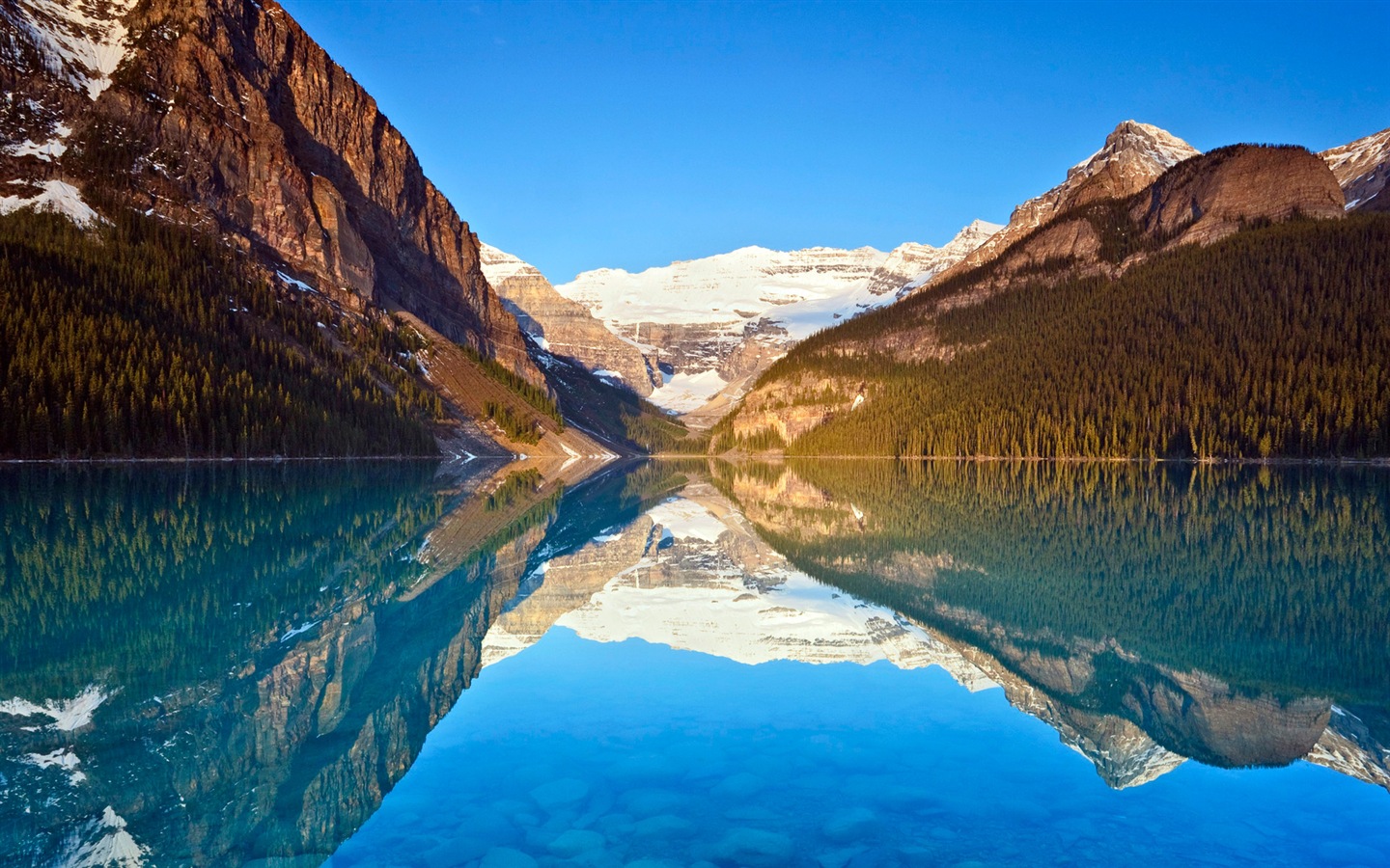 Спокойное озеро с отражением воды, 8 HD обои для Windows #5 - 1440x900