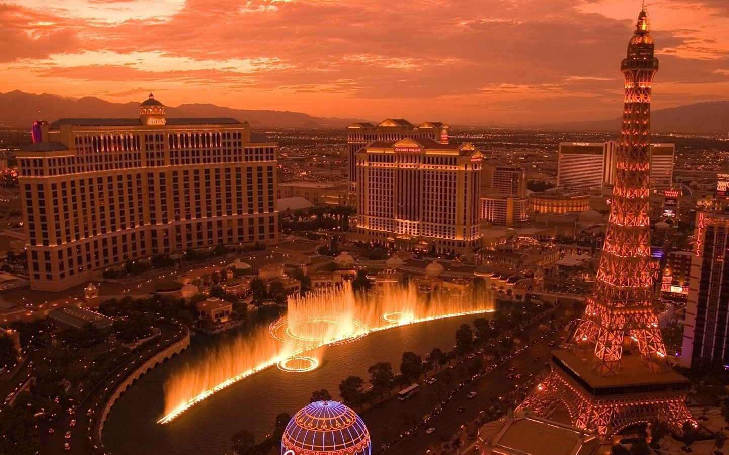 Krásný večer v Las Vegas HD tapety #4 - 1440x900