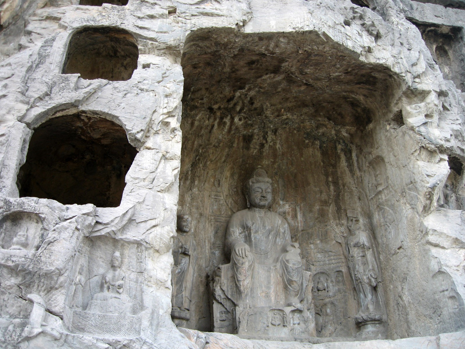 낙양, Longmen의 Grottoes는 배경 화면 #16 - 1600x1200