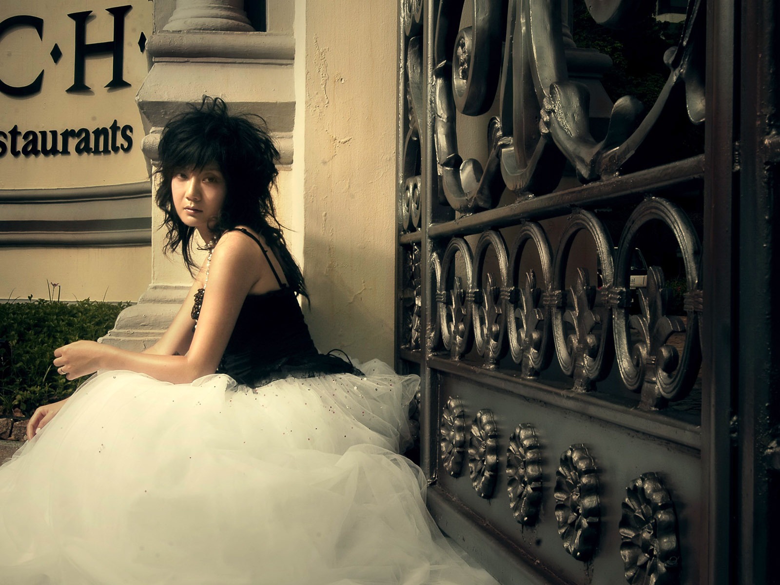 Beautiful pure bride wallpaper #9 - 1600x1200