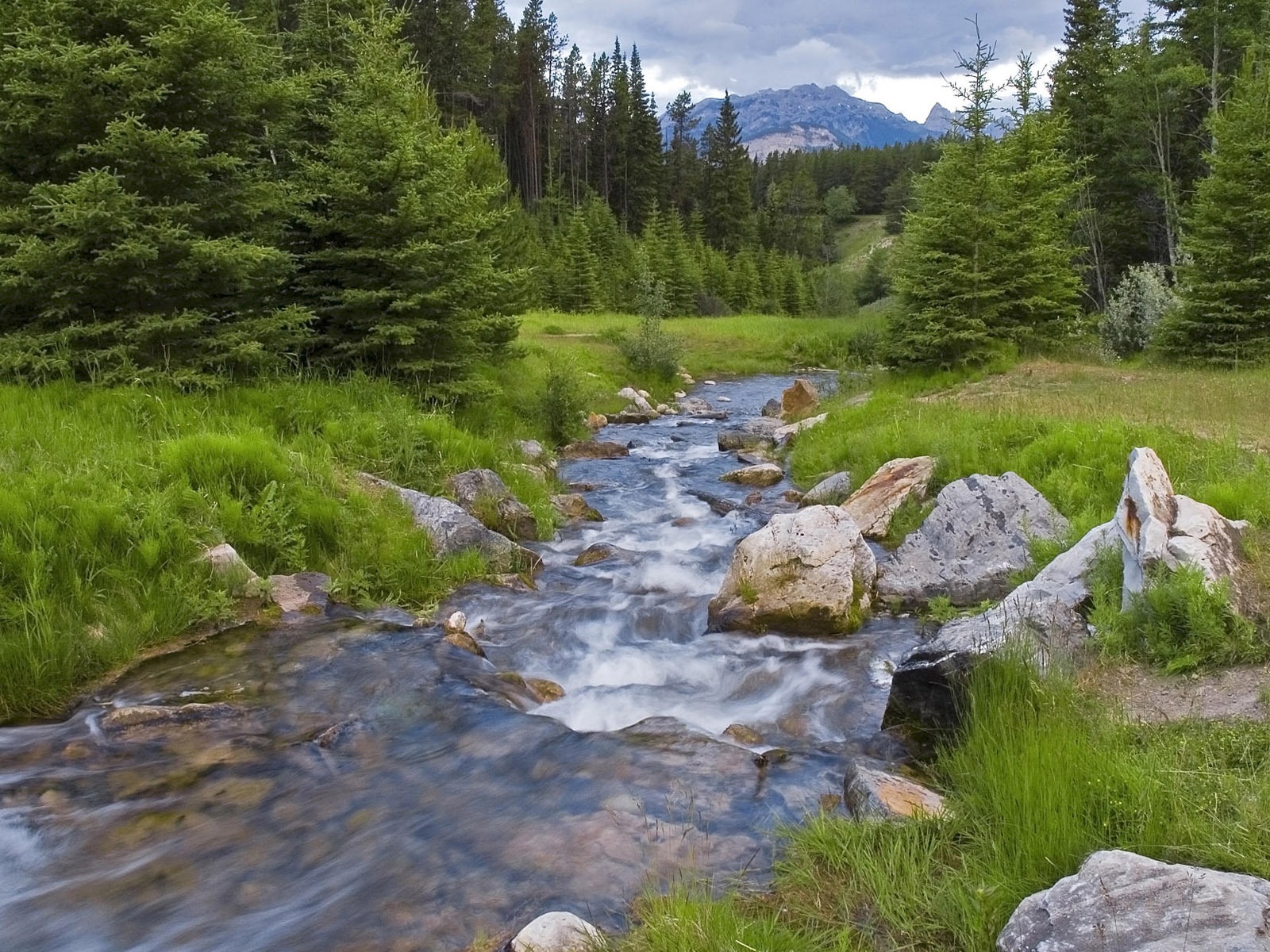 Water streams HD Wallpapers #28 - 1600x1200