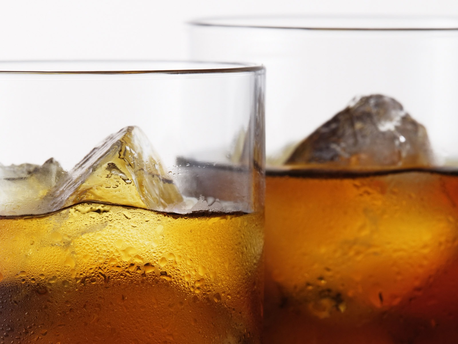 Ice-cold drinks Wallpaper #38 - 1600x1200