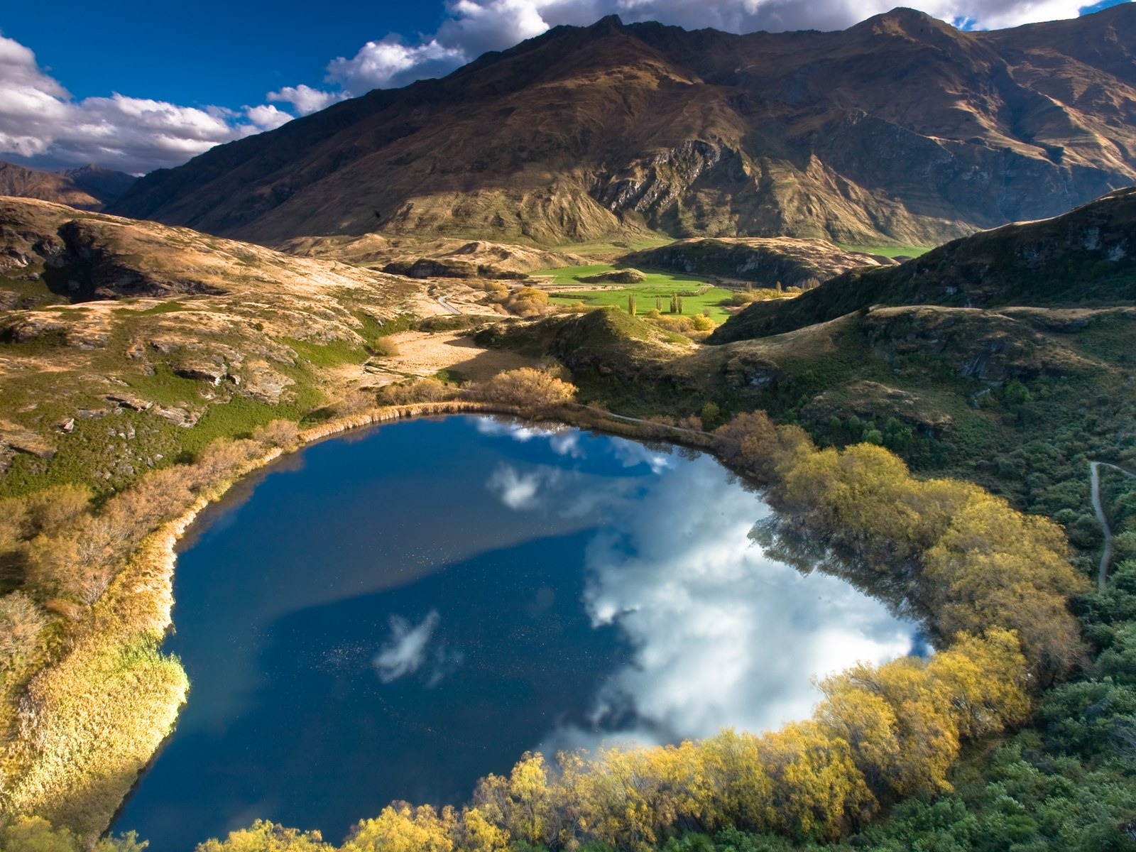 New Zealand's picturesque landscape wallpaper #12 - 1600x1200