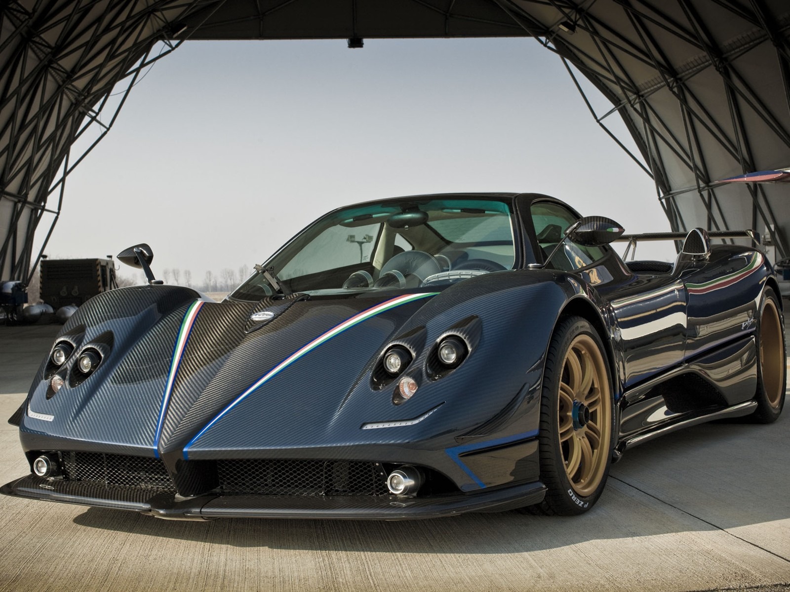 Pagani cars widescreen wallpapers #1 - 1600x1200