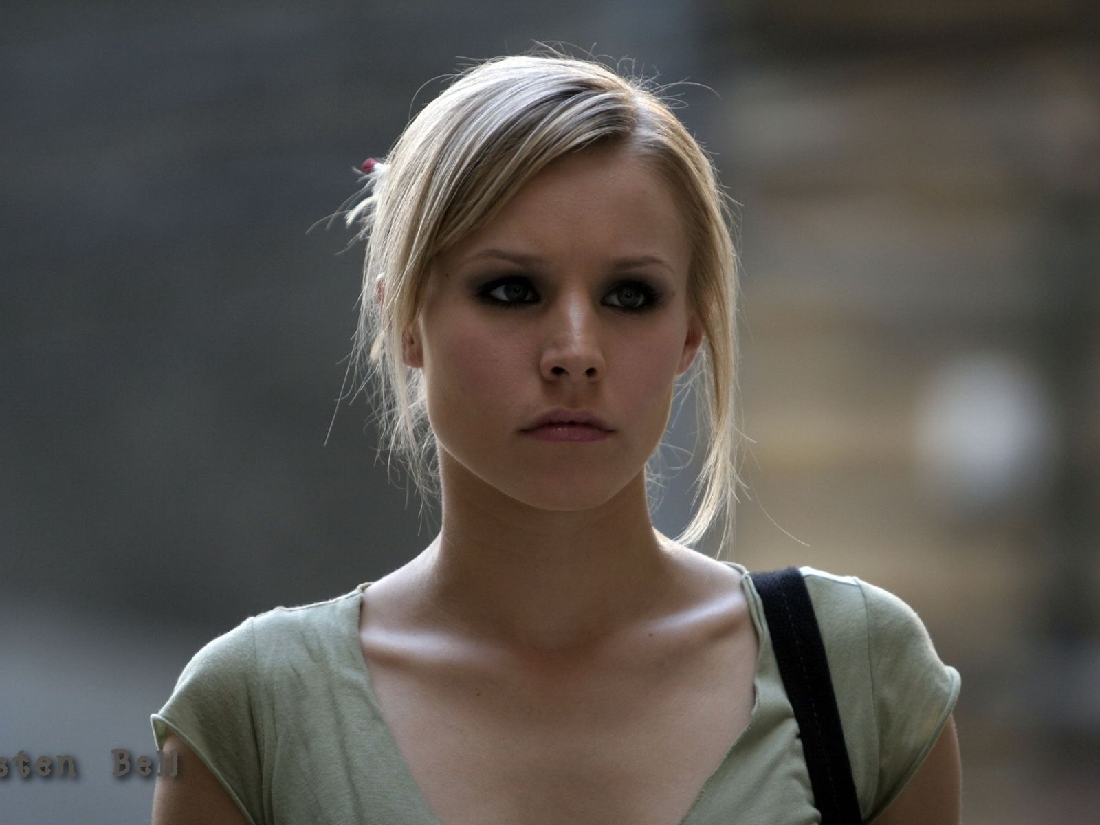 Kristen Bell hermoso fondo de pantalla #19 - 1600x1200