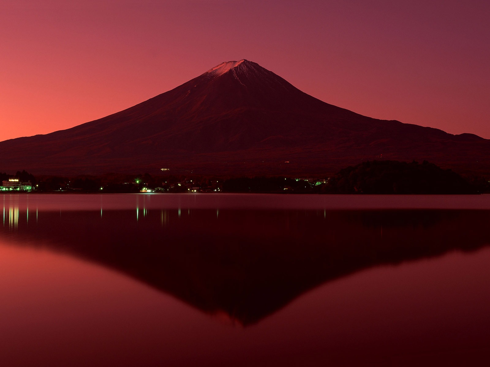 Гора Фудзи, Япония обои (1) #11 - 1600x1200