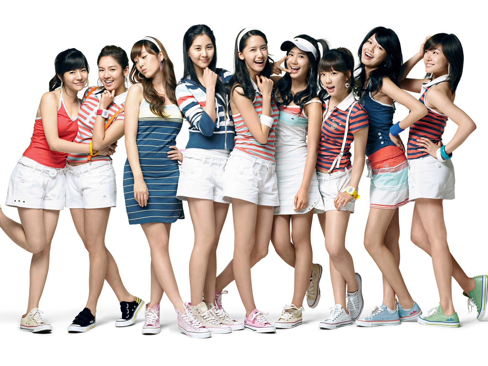 Fond d'écran Generation Girls (2) #3 - 1600x1200