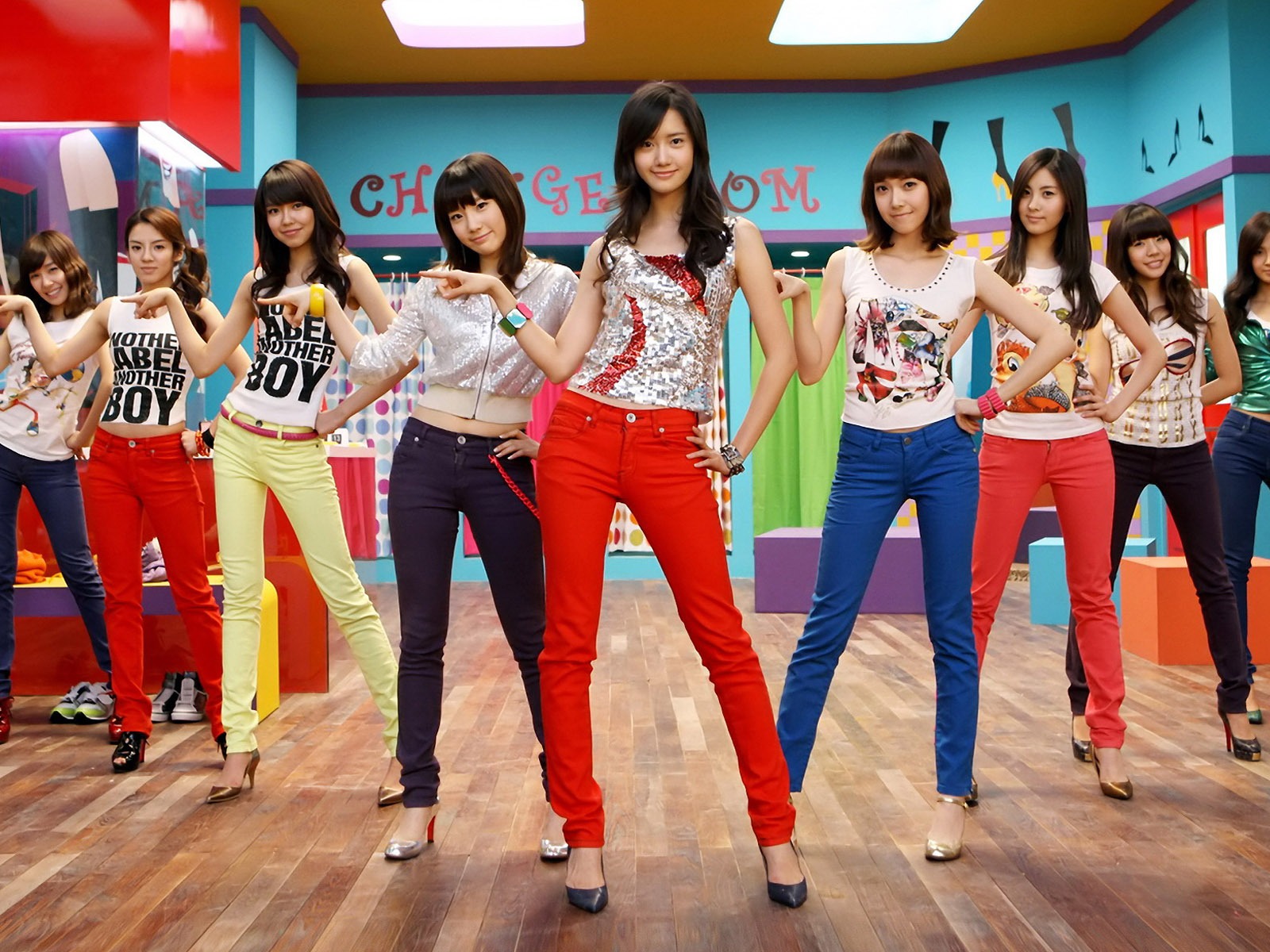 Fond d'écran Generation Girls (2) #5 - 1600x1200