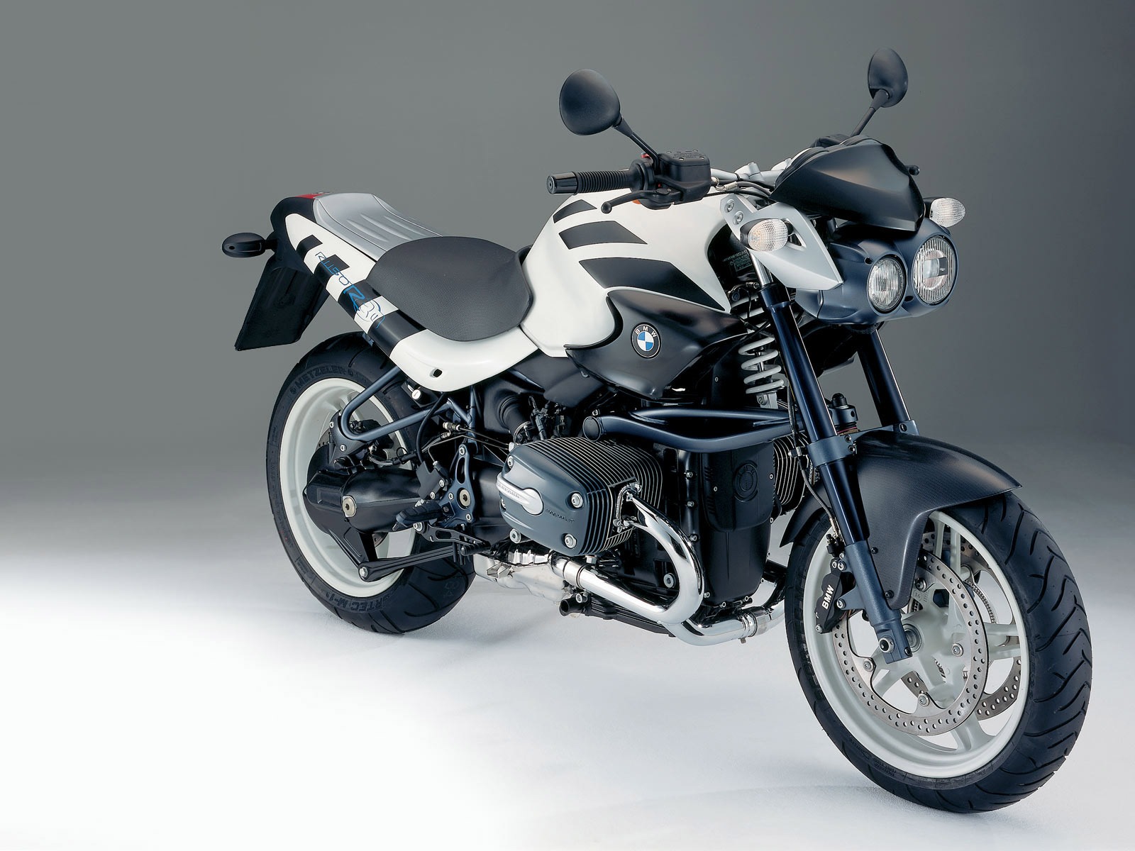 BMW fondos de pantalla de la motocicleta (2) #3 - 1600x1200