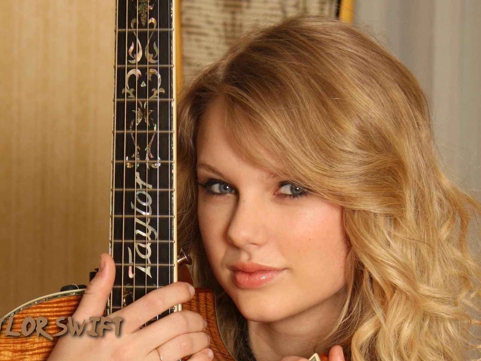 Taylor Swift beau fond d'écran #28 - 1600x1200