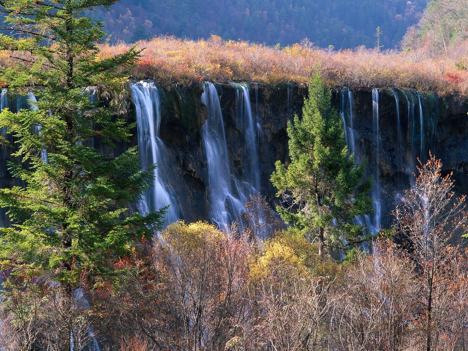 Водопад потоки обои (4) #5 - 1600x1200