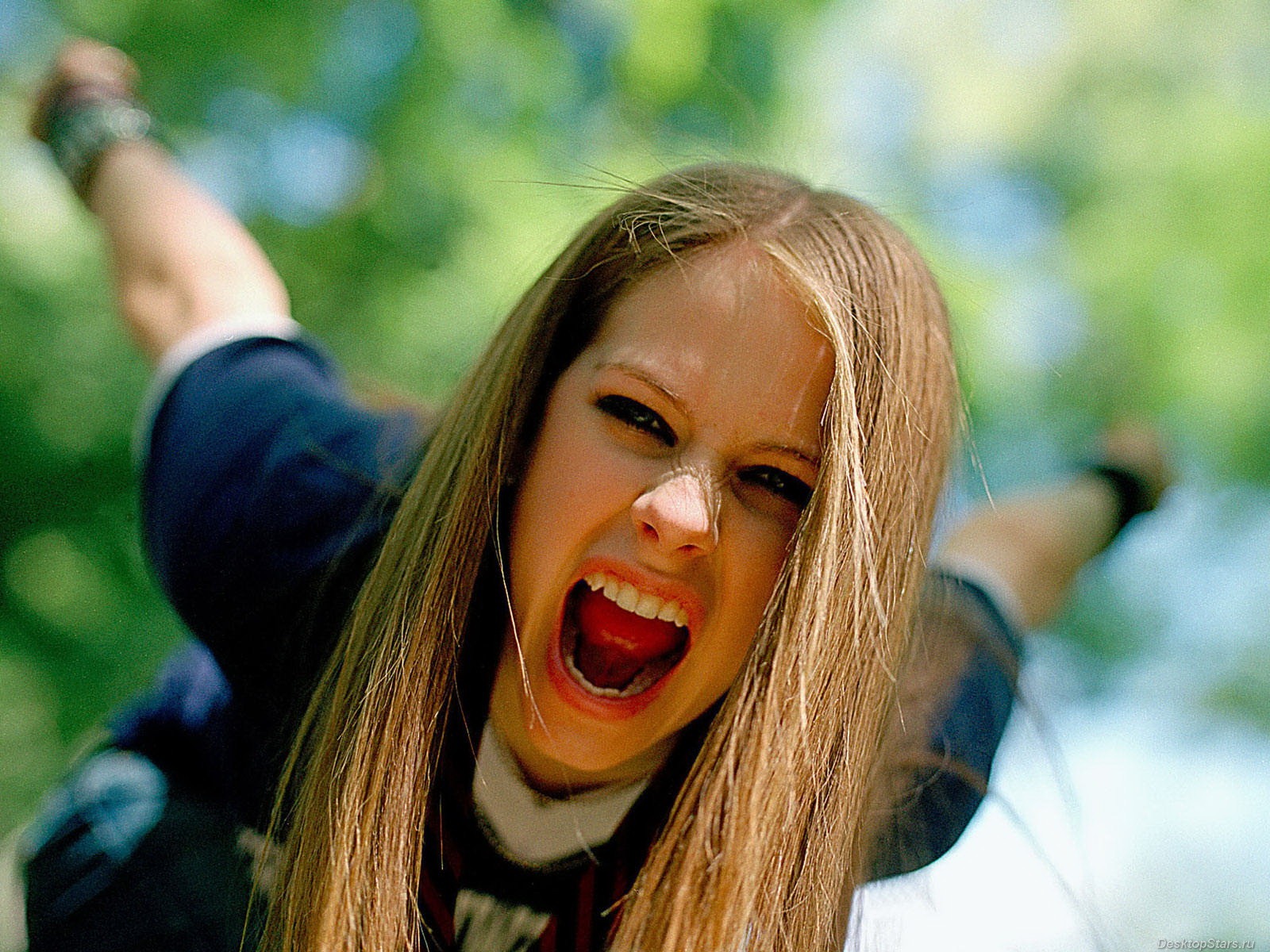 Avril Lavigne beau fond d'écran (3) #19 - 1600x1200