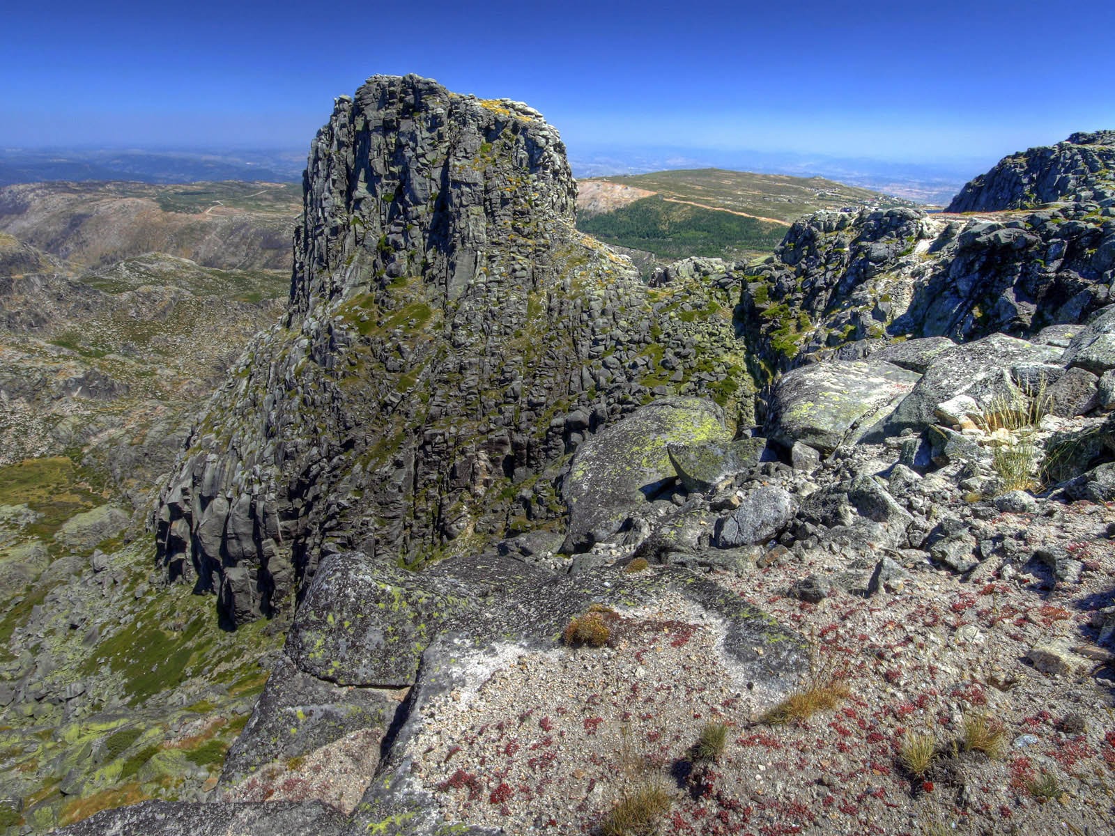 Paisaje de montaña del Valle fondo de pantalla (2) #11 - 1600x1200