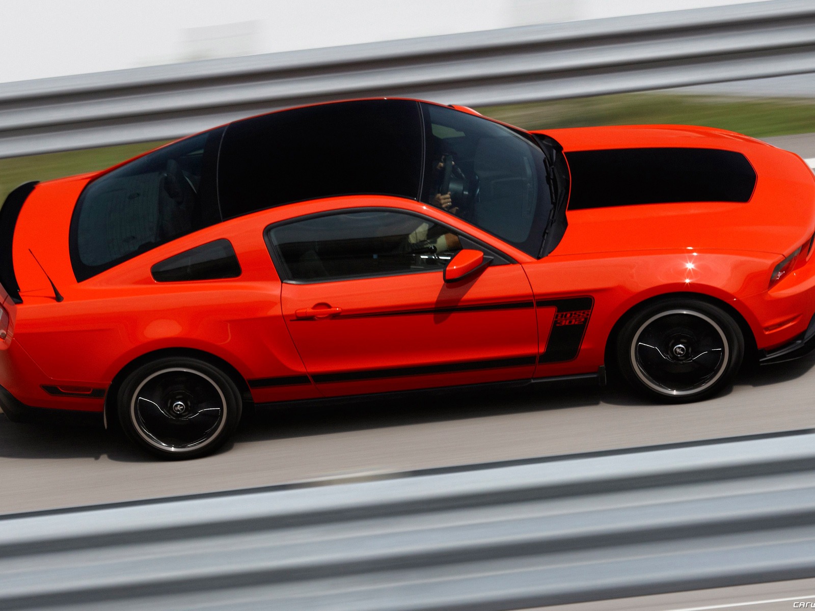 Ford Mustang Boss 302 - 2012 HD wallpaper #5 - 1600x1200