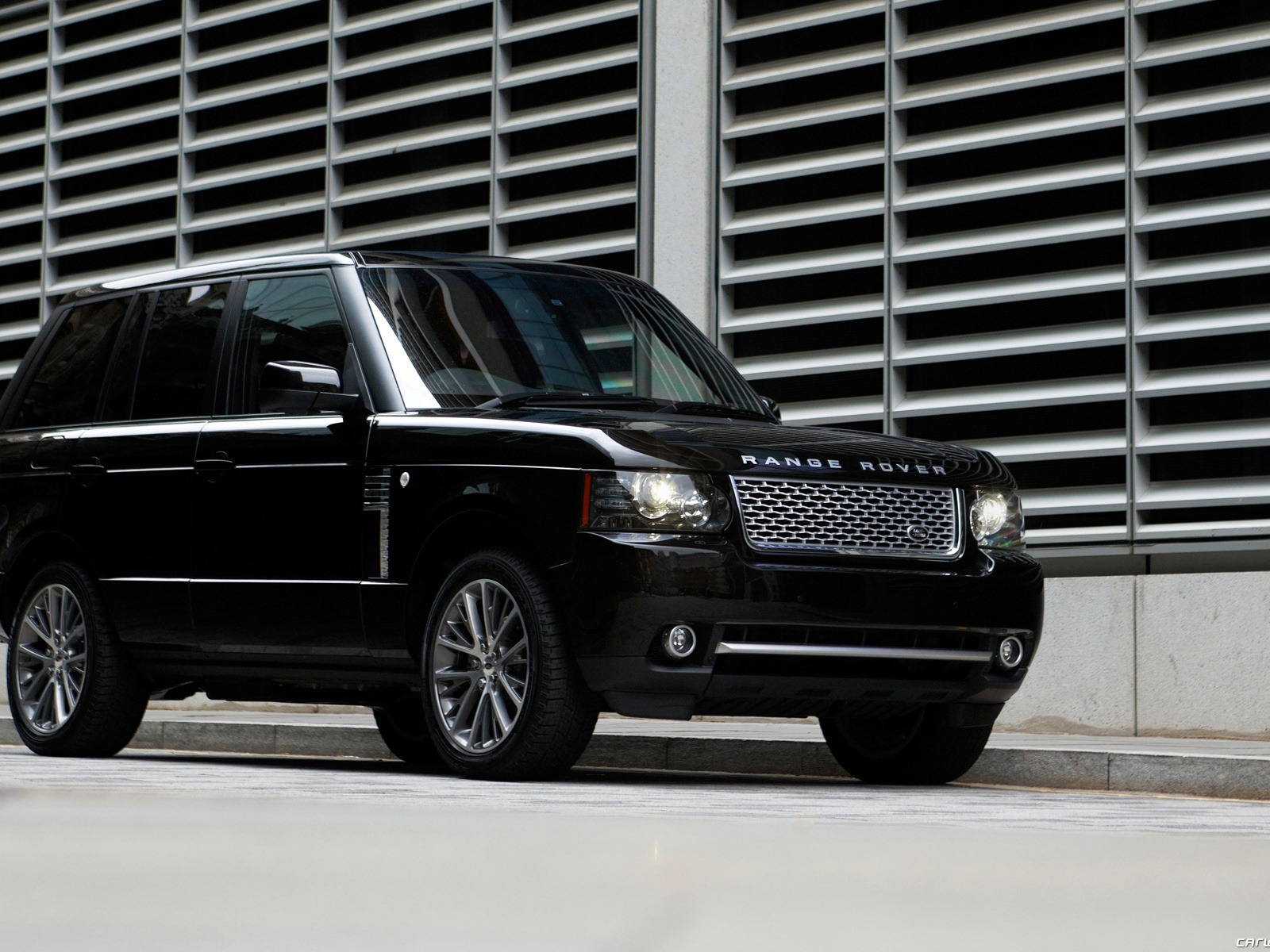 Land Rover Range Rover Negro Edición - 2011 fondos de escritorio de alta definición #3 - 1600x1200