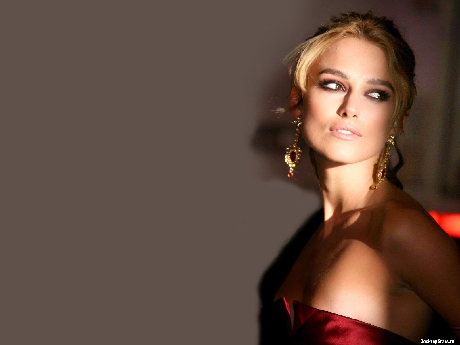 Keira Knightley hermoso fondo de pantalla (2) #36 - 1600x1200