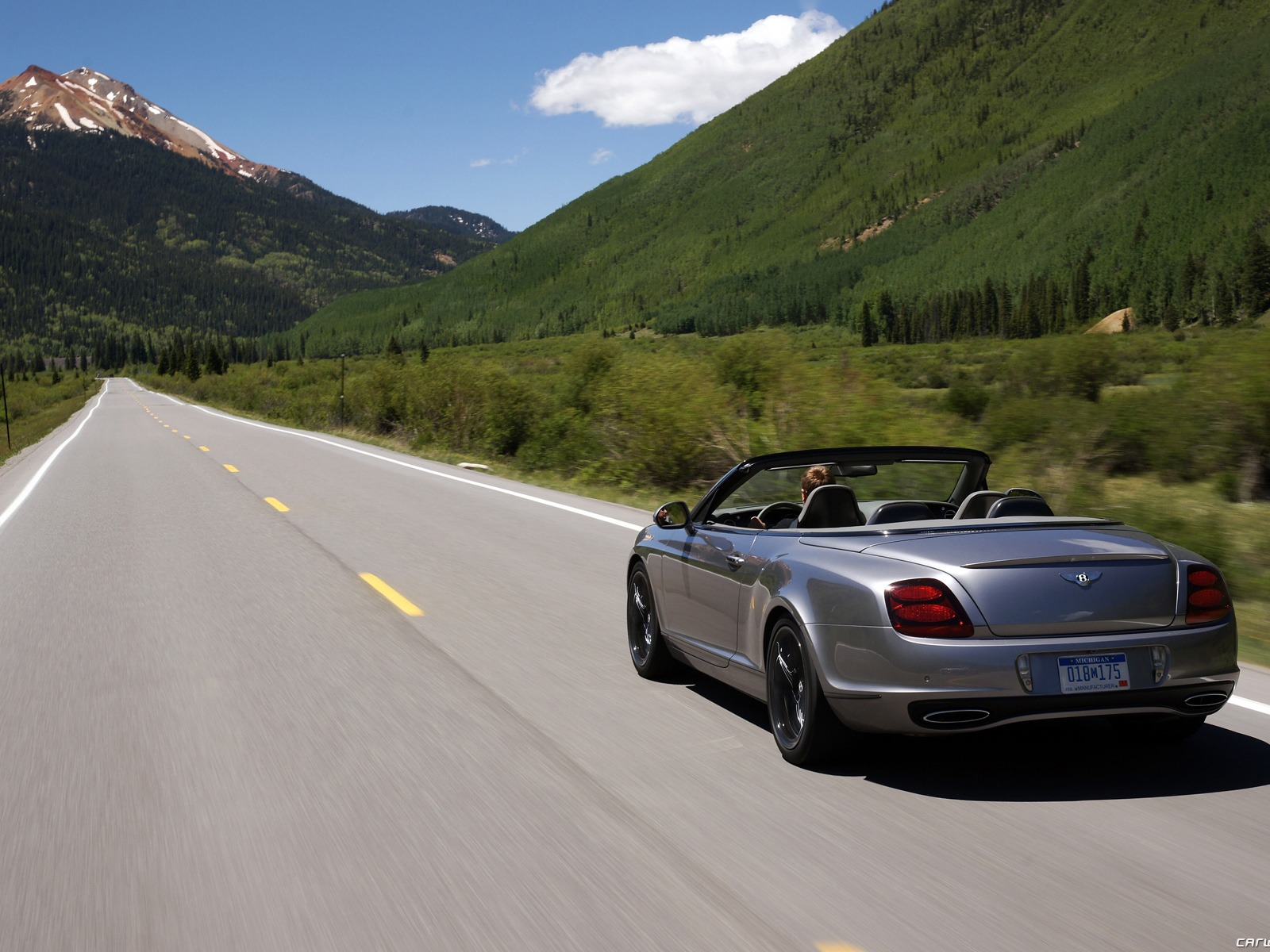 Bentley Continental Supersports Convertible - 2010 HD wallpaper #3 - 1600x1200