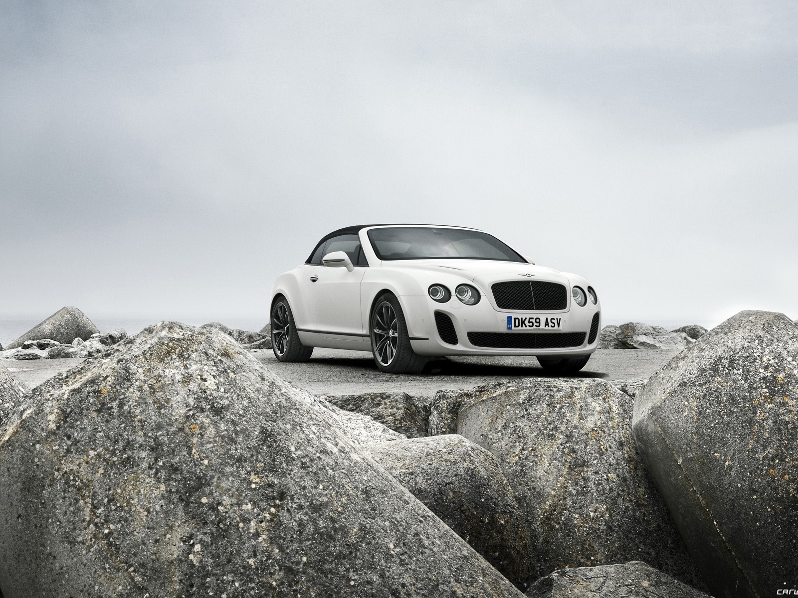 Bentley Continental Supersports Cabrio - 2010 HD Wallpaper #35 - 1600x1200