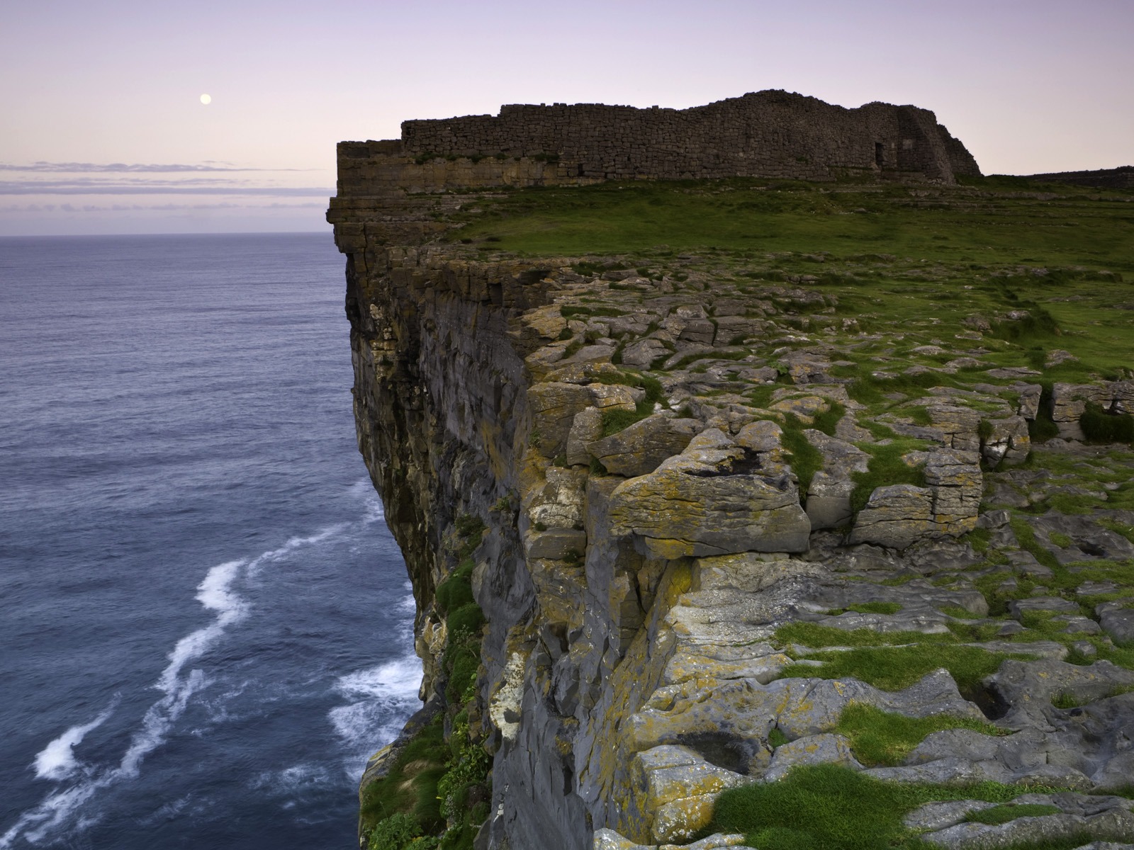 Красивые пейзажи Ирландии обои #3 - 1600x1200
