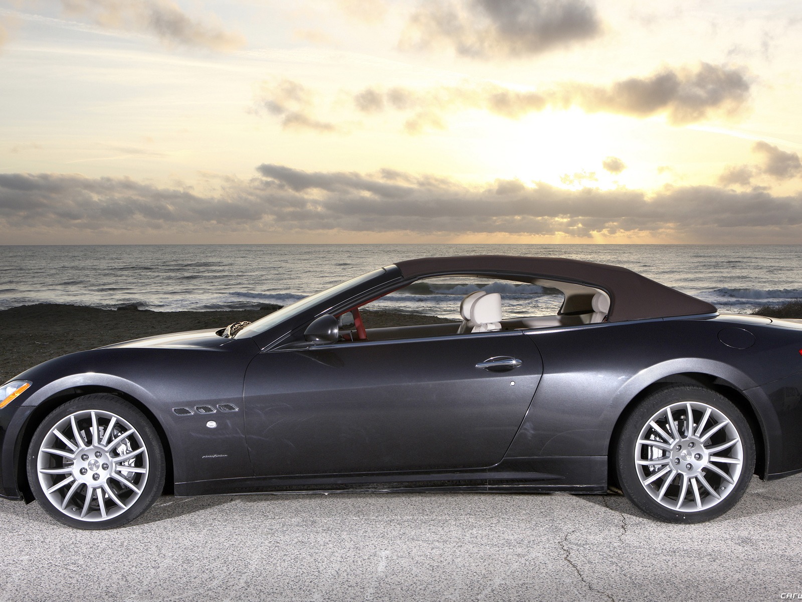 Maserati GranCabrio - 2010 HD wallpaper #10 - 1600x1200