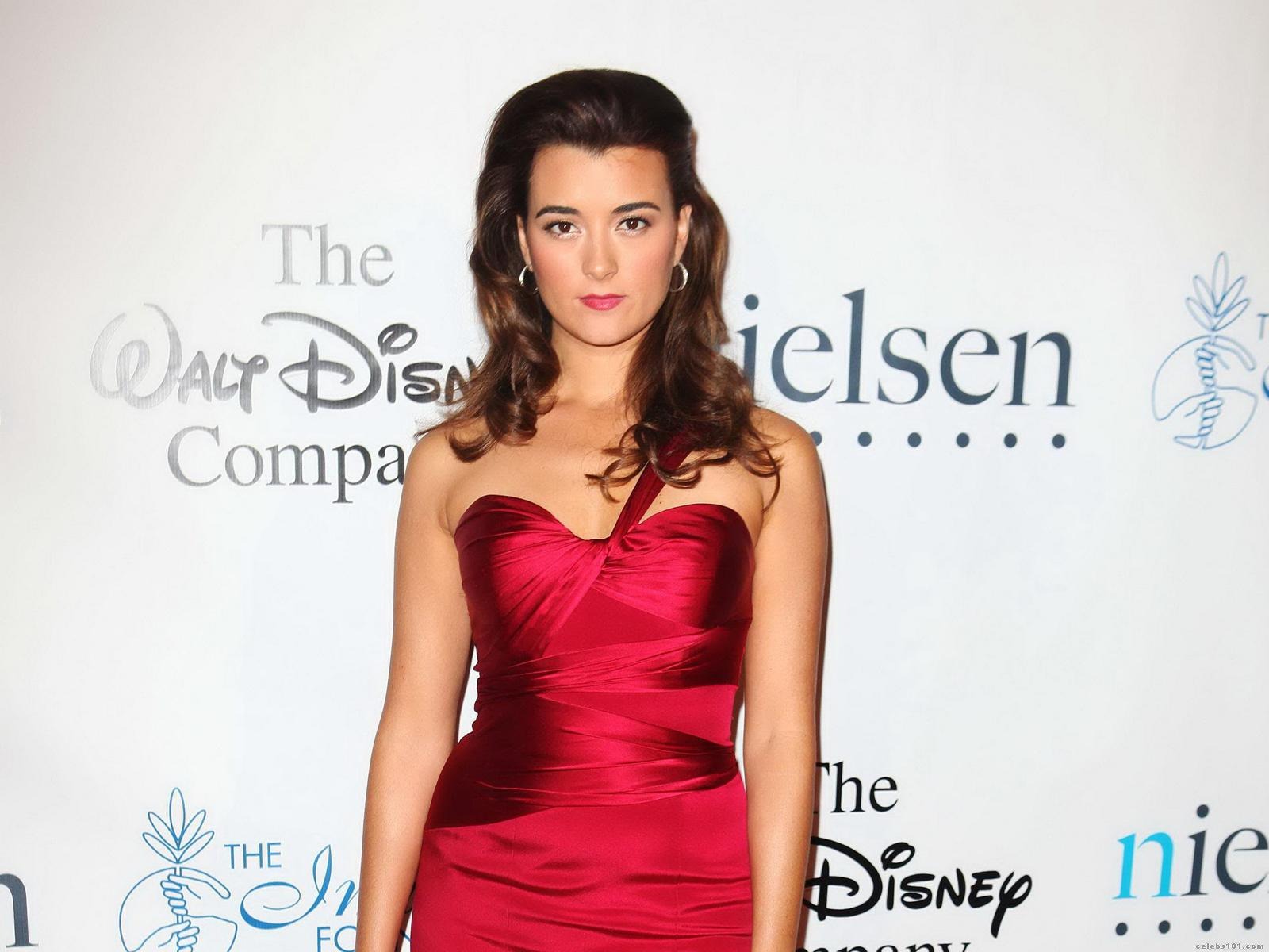 Cote de Pablo schöne Tapete #7 - 1600x1200