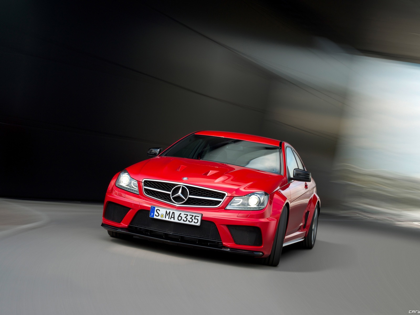 Mercedes-Benz C63 AMG Coupe Black Series - 2011 HD Wallpapers #5 - 1600x1200