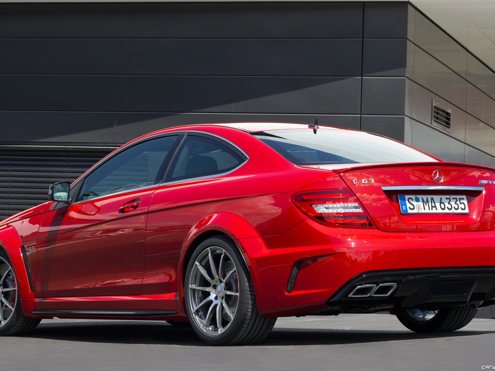Mercedes-Benz C63 AMG Black Series Coupe - 2011 HD wallpapers #8 - 1600x1200