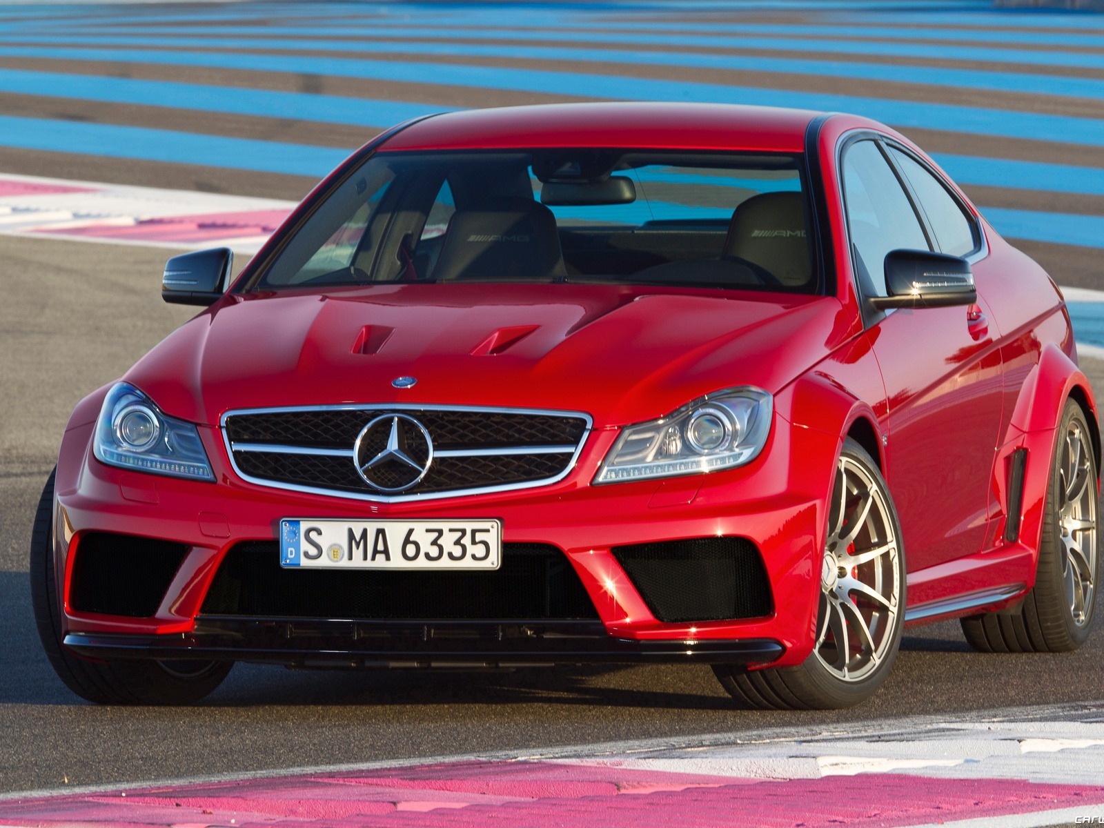 Mercedes-Benz C63 AMG Black Series Coupe - 2011 HD wallpapers #10 - 1600x1200