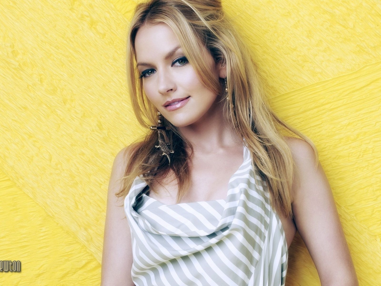 Becki Newton 貝基·紐頓 美女壁紙 #9 - 1600x1200