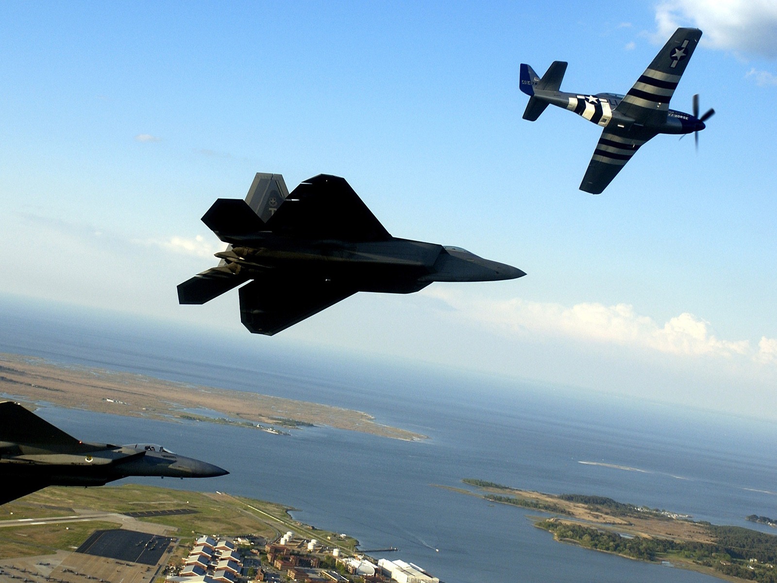 Military fighter HD widescreen wallpapers #19 - 1600x1200