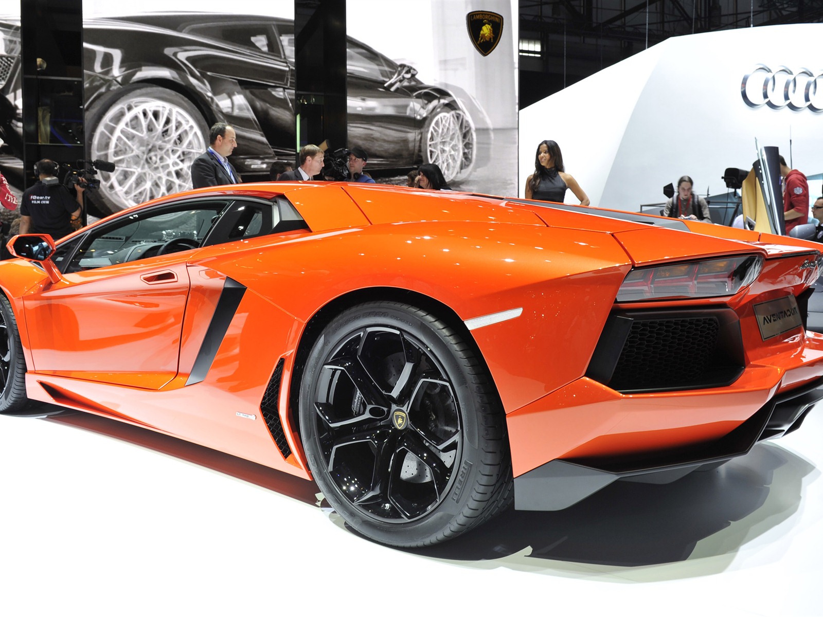 2012 Lamborghini Aventador LP700-4 fondos de pantalla HD #39 - 1600x1200