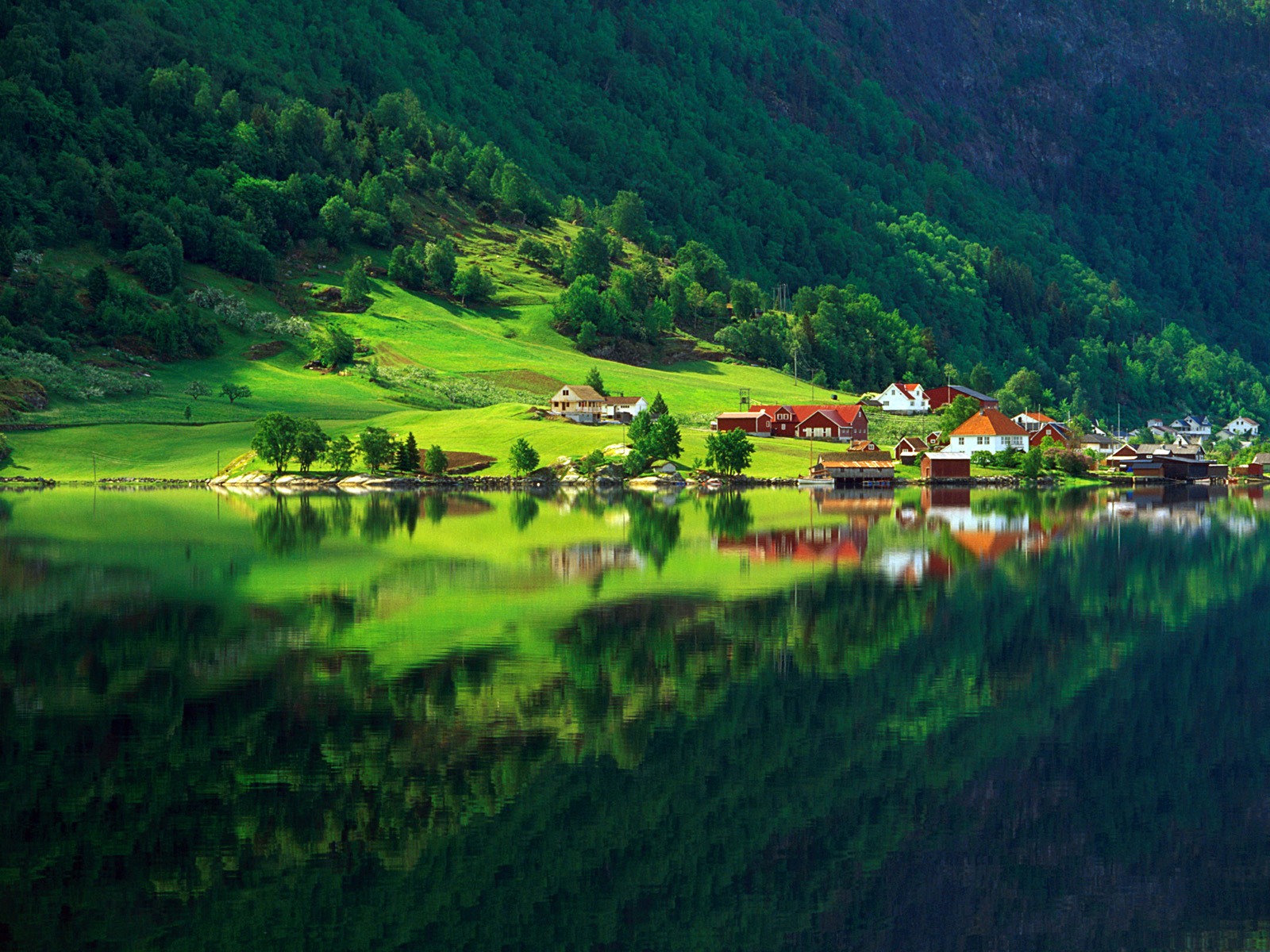 Windows 7 Wallpapers: Nordic Landscapes #10 - 1600x1200