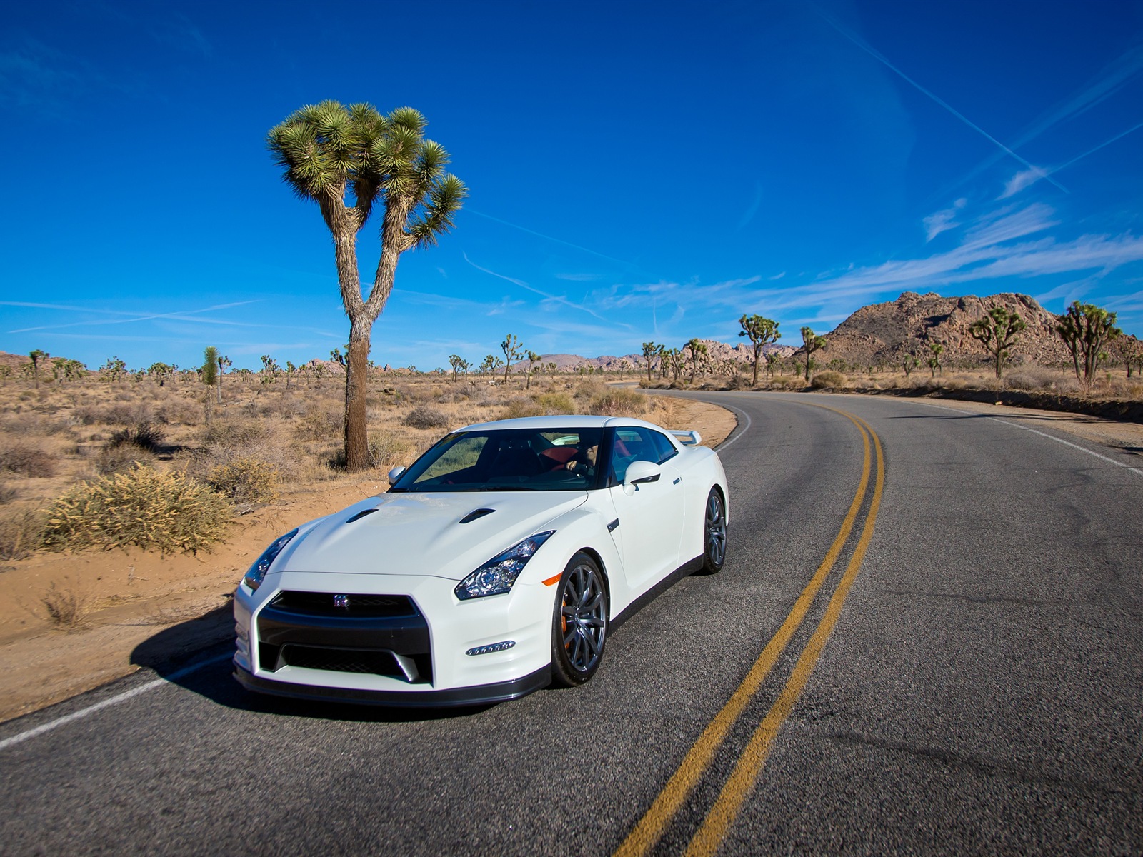 2013 Nissan GT-R R35 version USA fonds d'écran HD #3 - 1600x1200