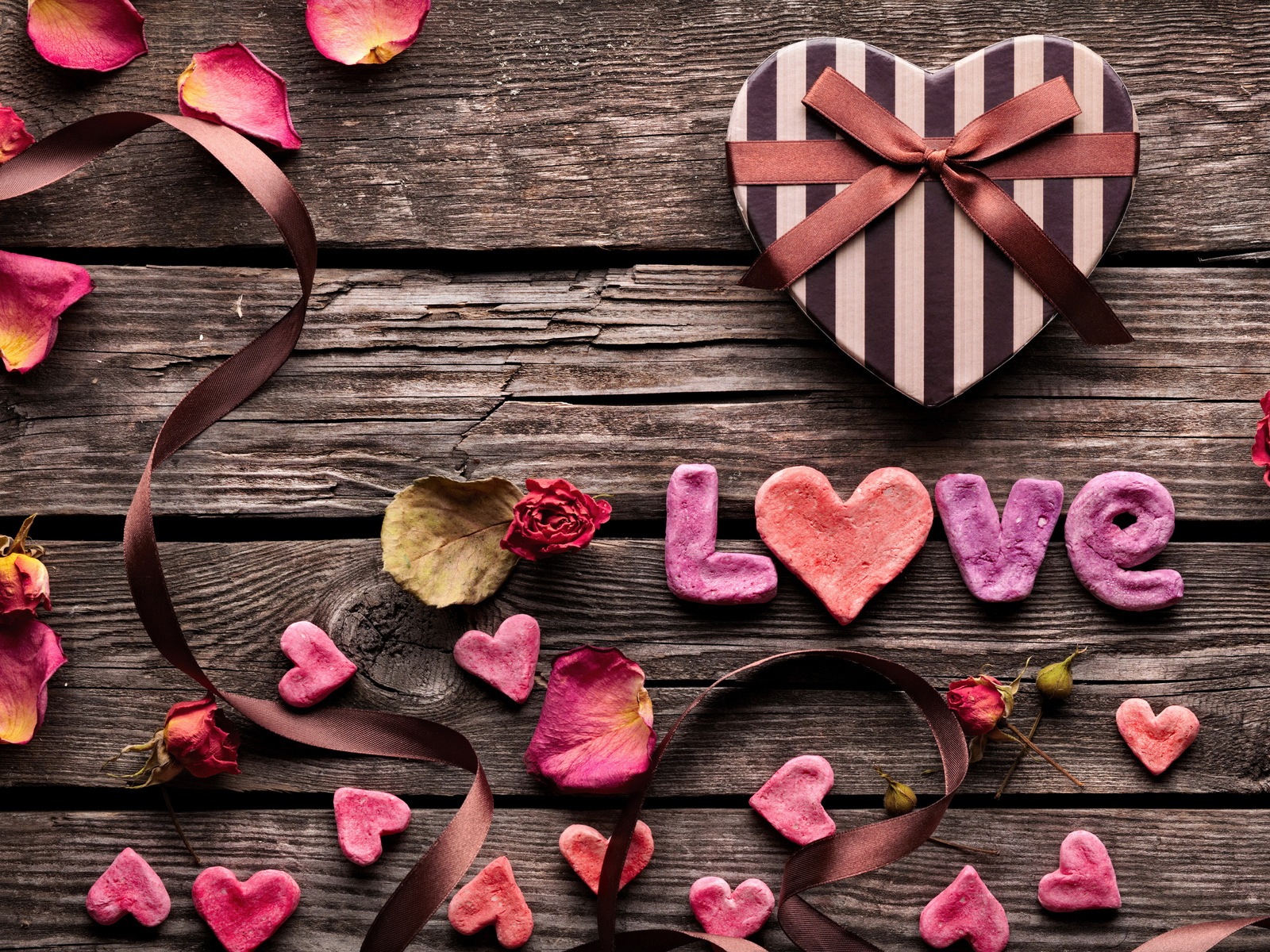 Warm and romantic Valentine's Day HD wallpapers #16 - 1600x1200