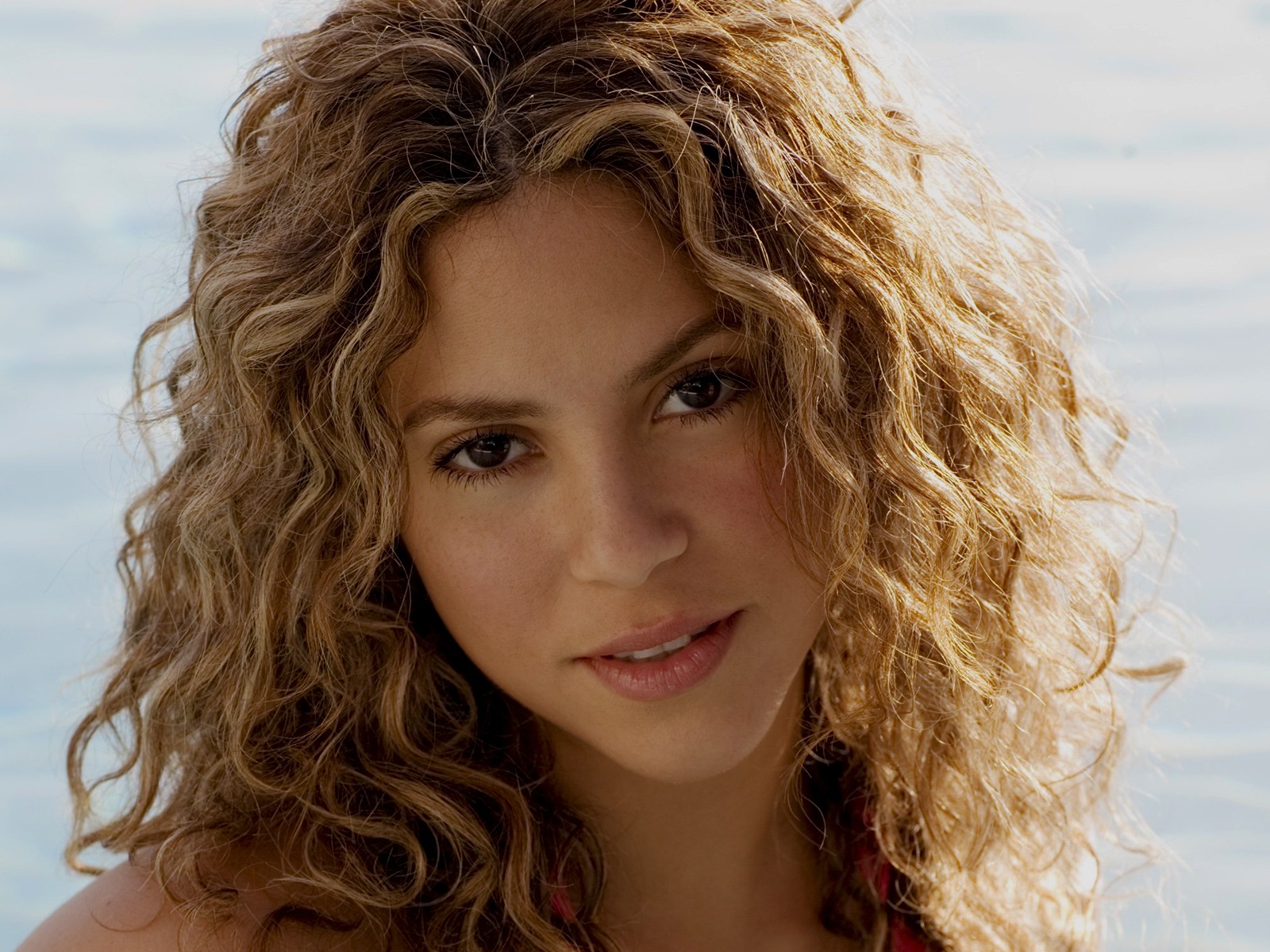 Shakira의 HD 배경 화면 #8 - 1600x1200