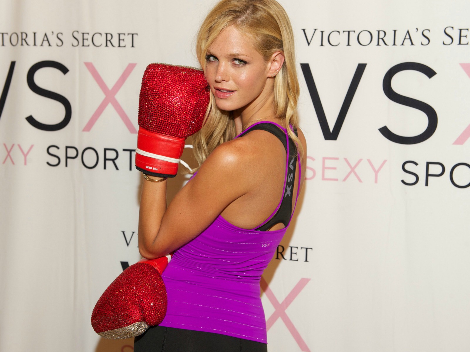 Erin Heatherton hermosos fondos de pantalla #15 - 1600x1200