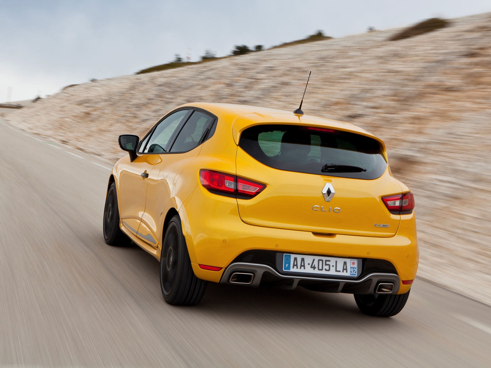 2013 Renault Clio RS 200 yellow color car HD wallpapers #11 - 1600x1200