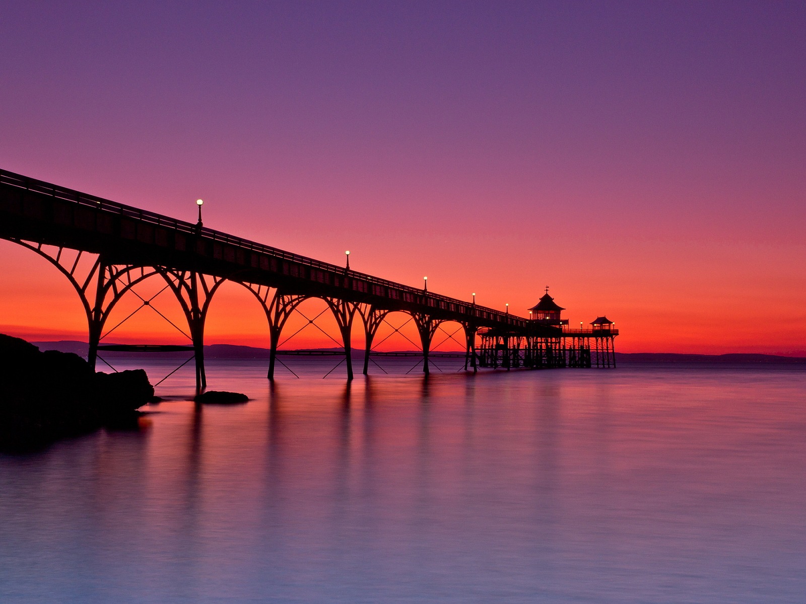 Coast pier at dusk scenery HD wallpaper #17 - 1600x1200