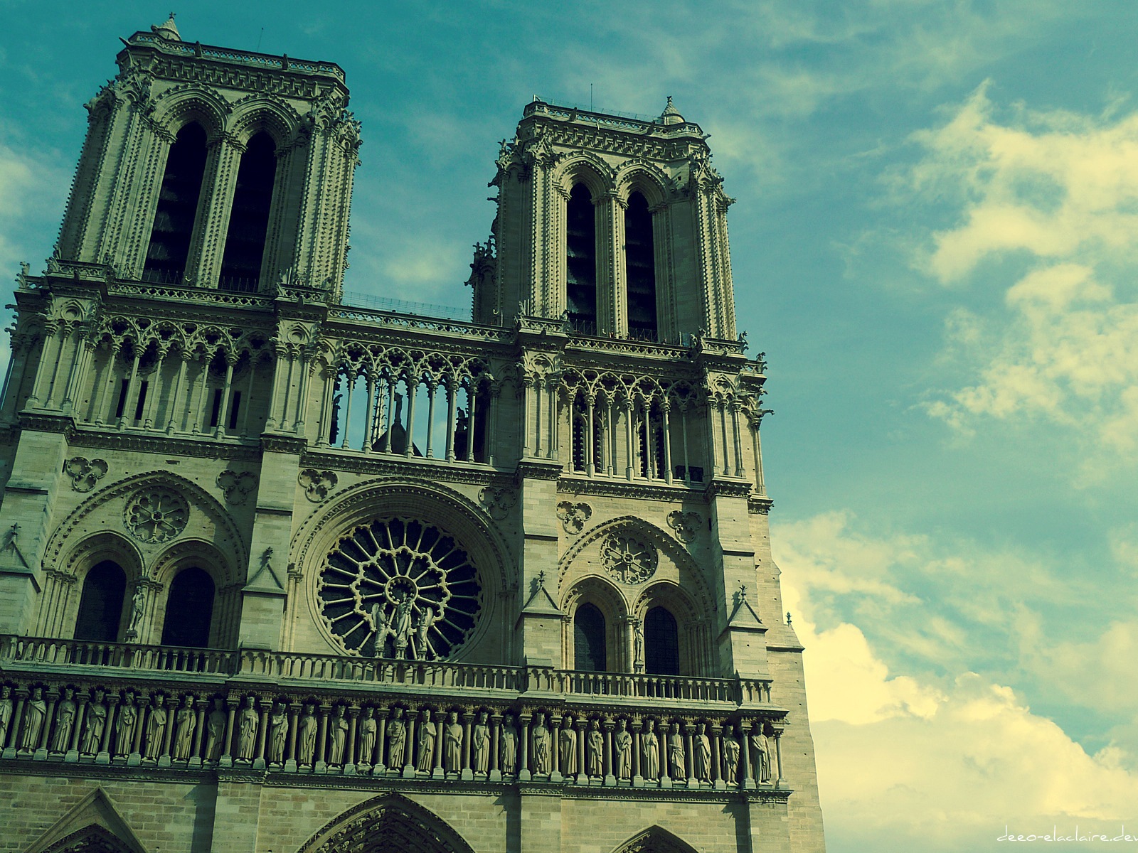 Notre Dame HD Tapety na plochu #2 - 1600x1200