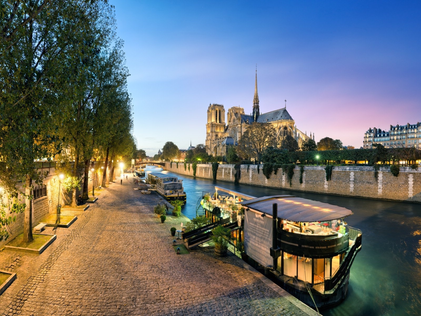 Notre Dame HD Tapety na plochu #3 - 1600x1200