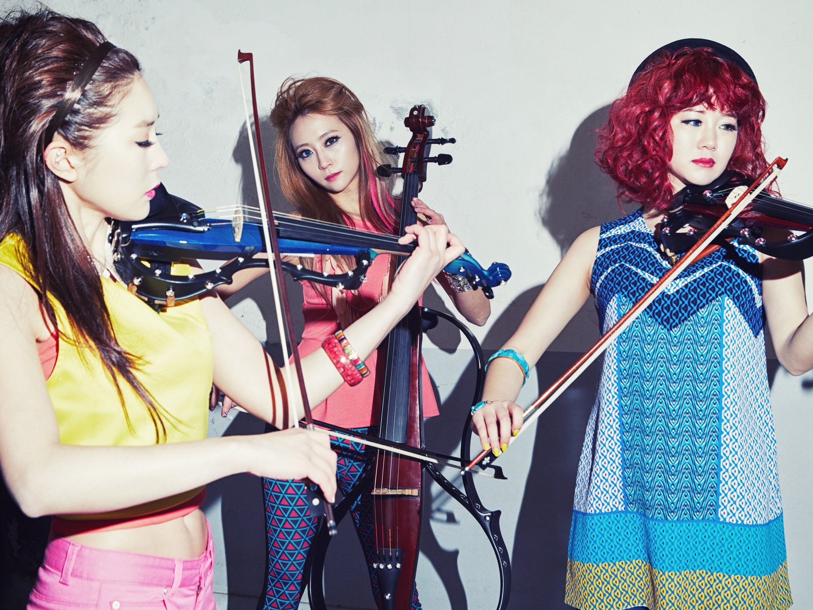 ODD EYE, Korean girl group trio, HD wallpapers #2 - 1600x1200