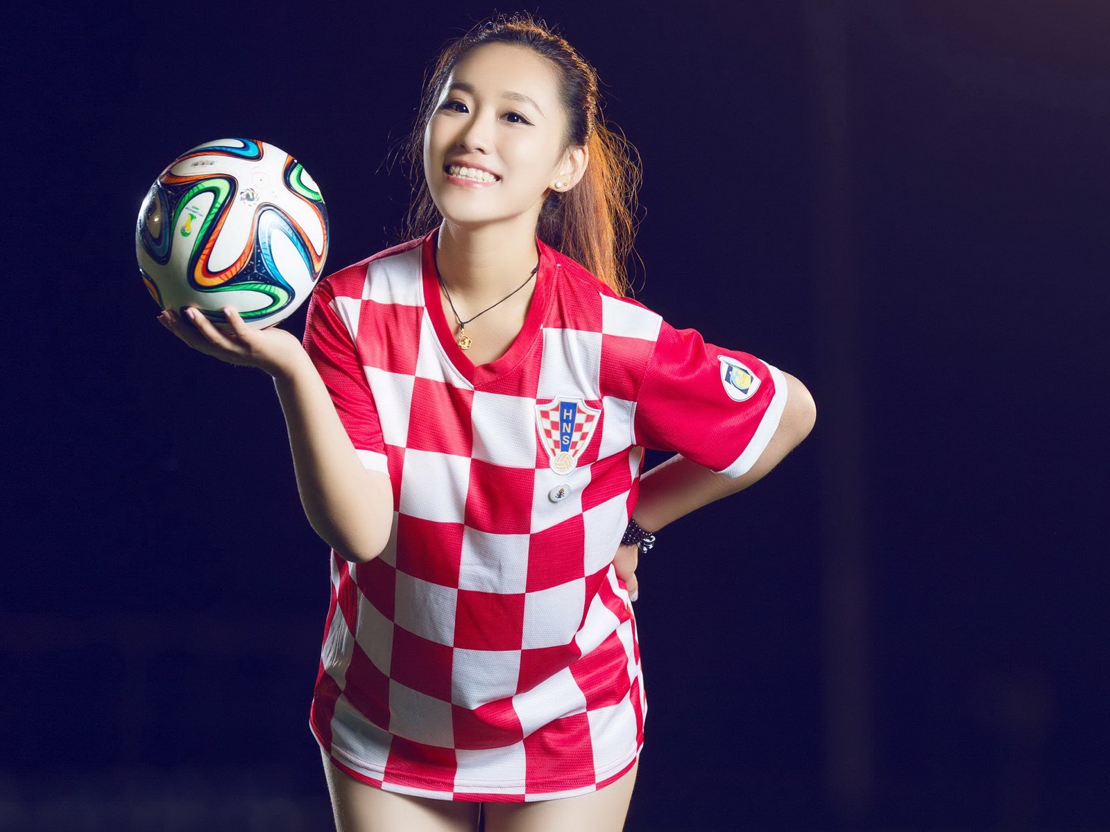 32 World Cup jerseys, football baby beautiful girls HD wallpapers #28 - 1600x1200
